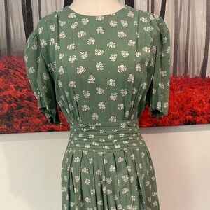 Green Puff Sleeved Dress